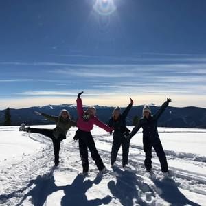 Meet your Posher, Caroline